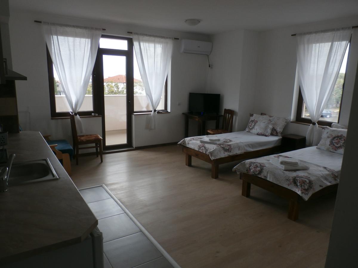 Aleksandrovo Apartments Exterior photo